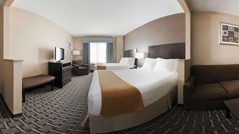 Holiday Inn Express Hotel & Suites West Coxsackie By Ihg Екстериор снимка