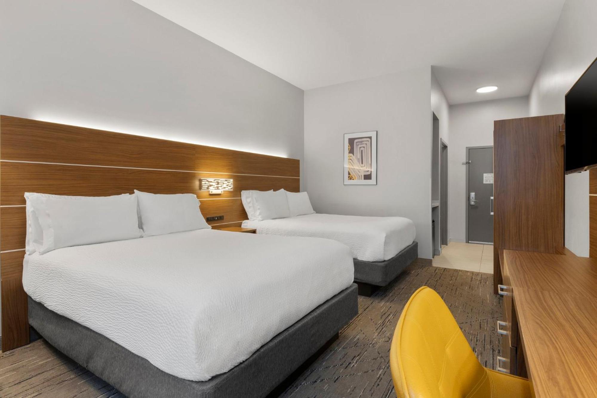 Holiday Inn Express Hotel & Suites West Coxsackie By Ihg Екстериор снимка