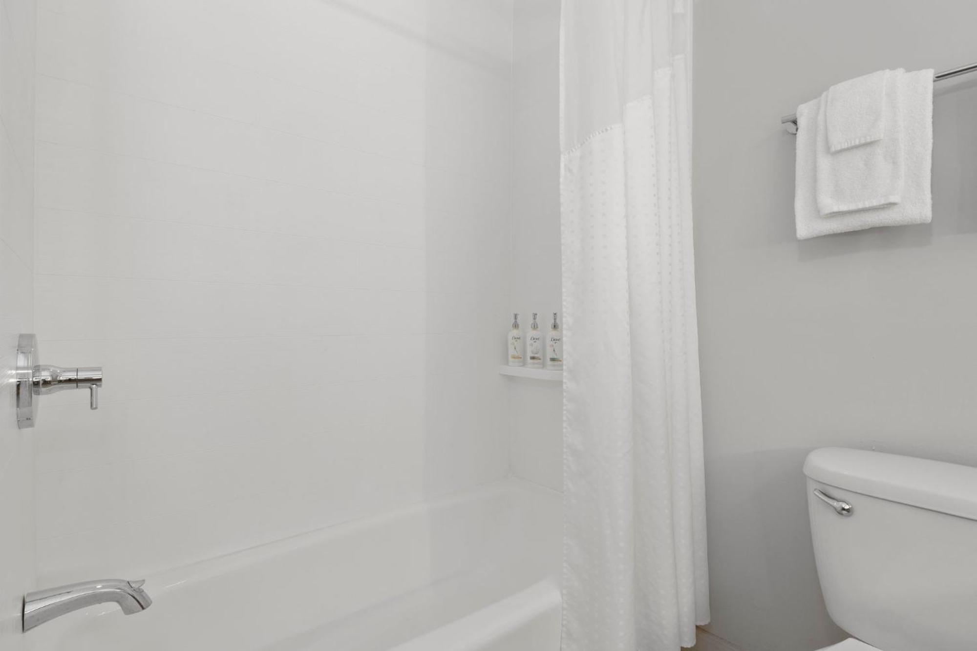 Holiday Inn Express Hotel & Suites West Coxsackie By Ihg Екстериор снимка
