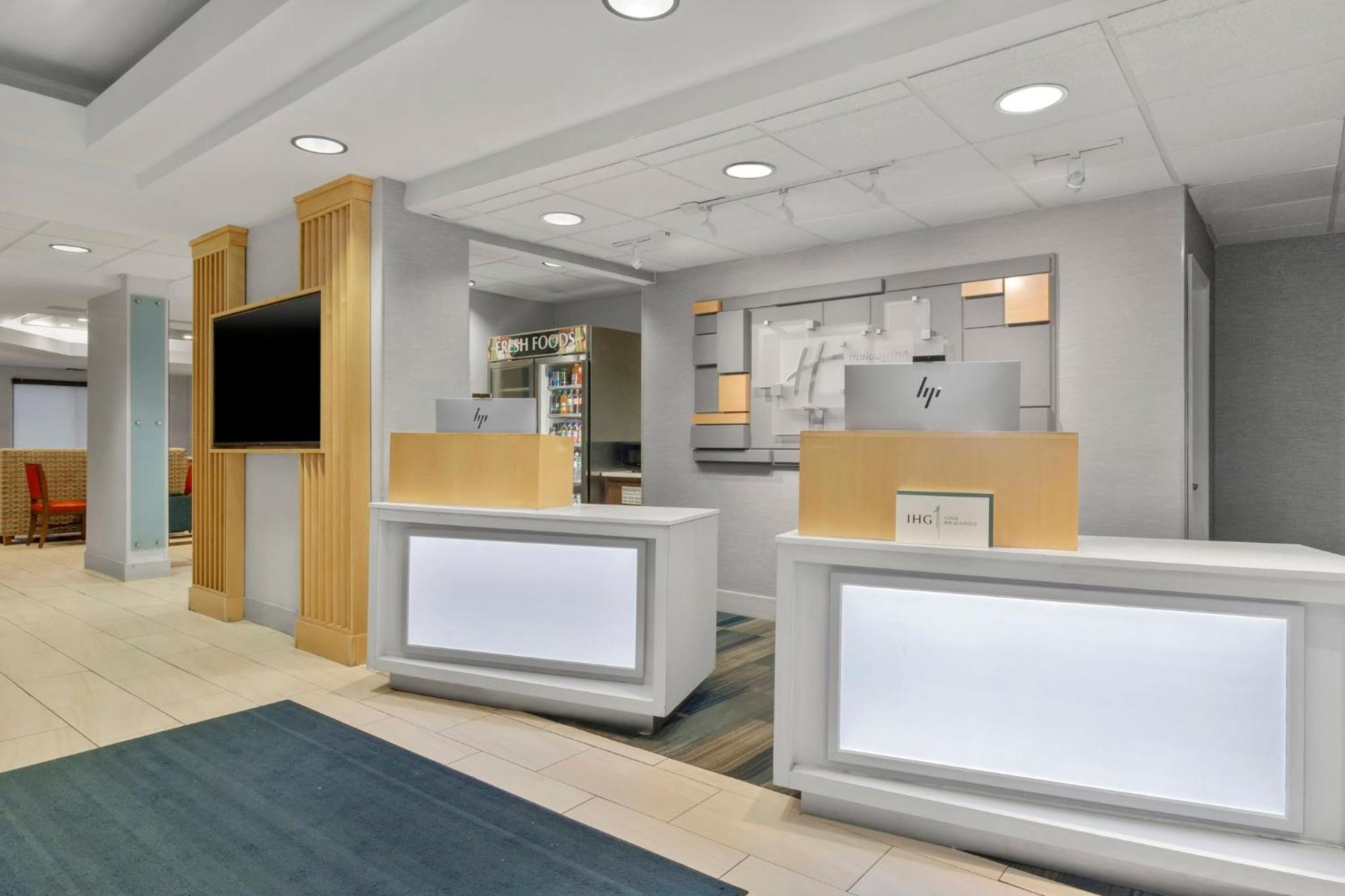 Holiday Inn Express Hotel & Suites West Coxsackie By Ihg Екстериор снимка