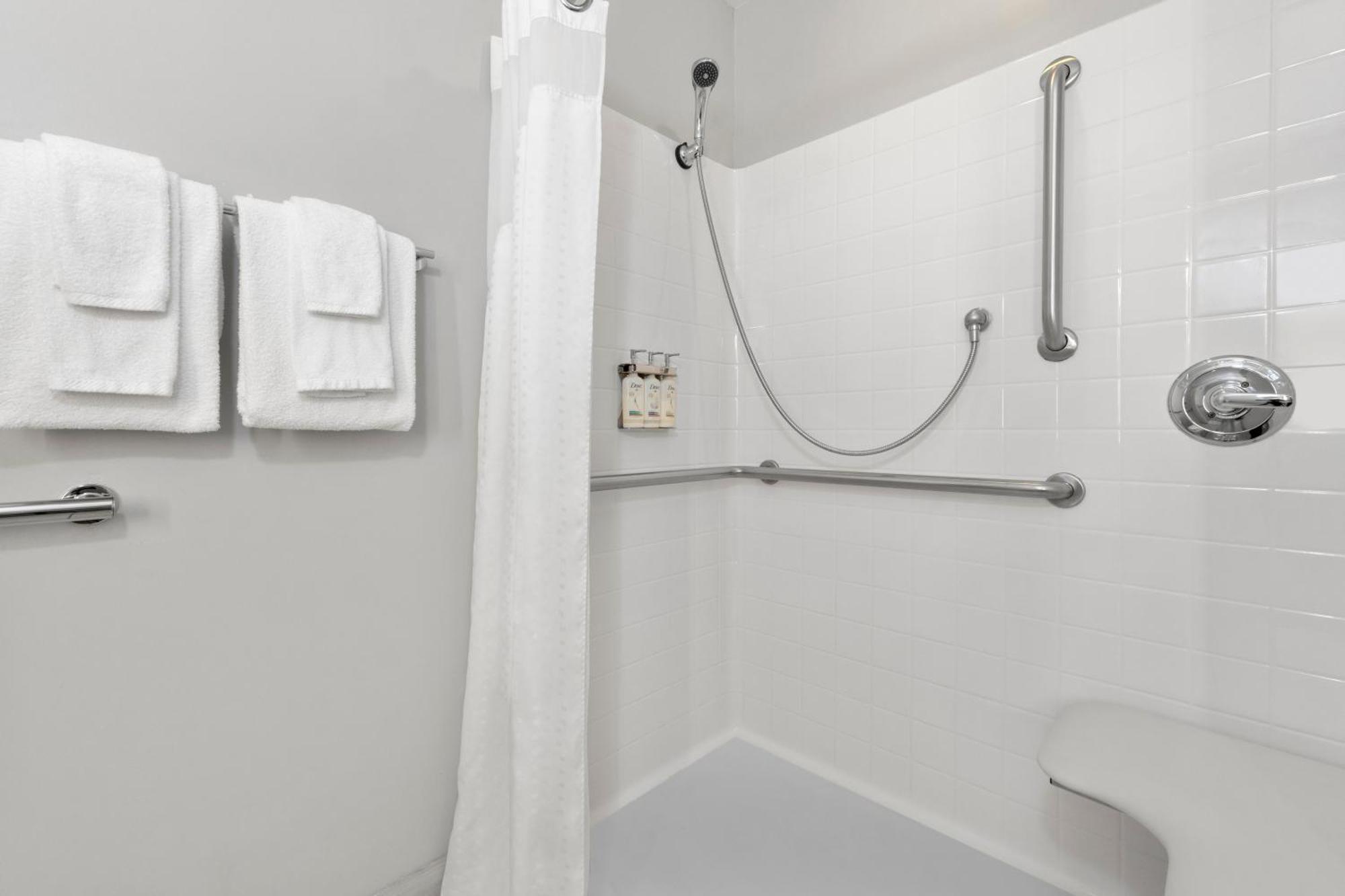 Holiday Inn Express Hotel & Suites West Coxsackie By Ihg Екстериор снимка
